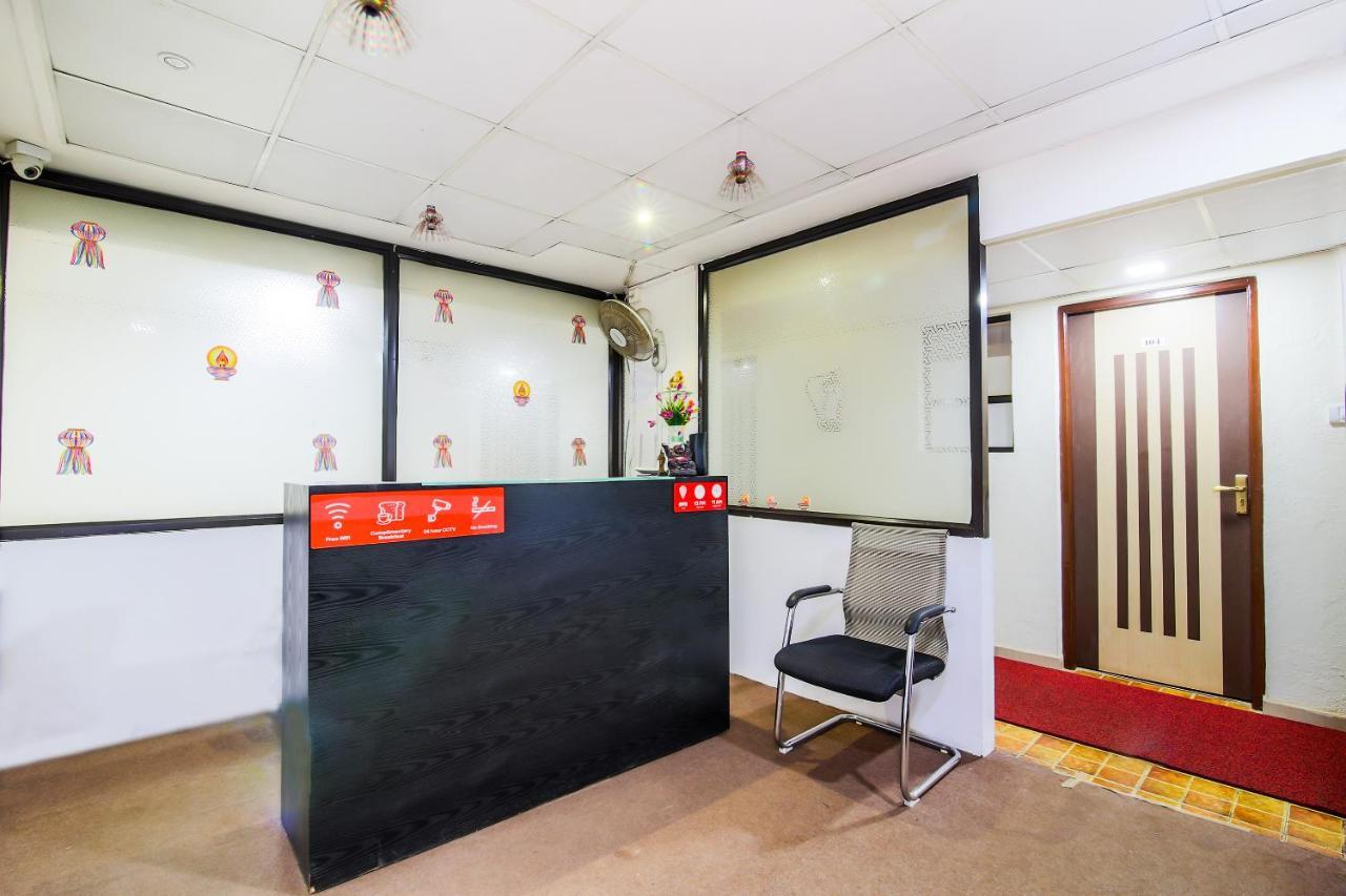 Oyo 24761 All Seasons Guest House Мадгаон Екстериор снимка